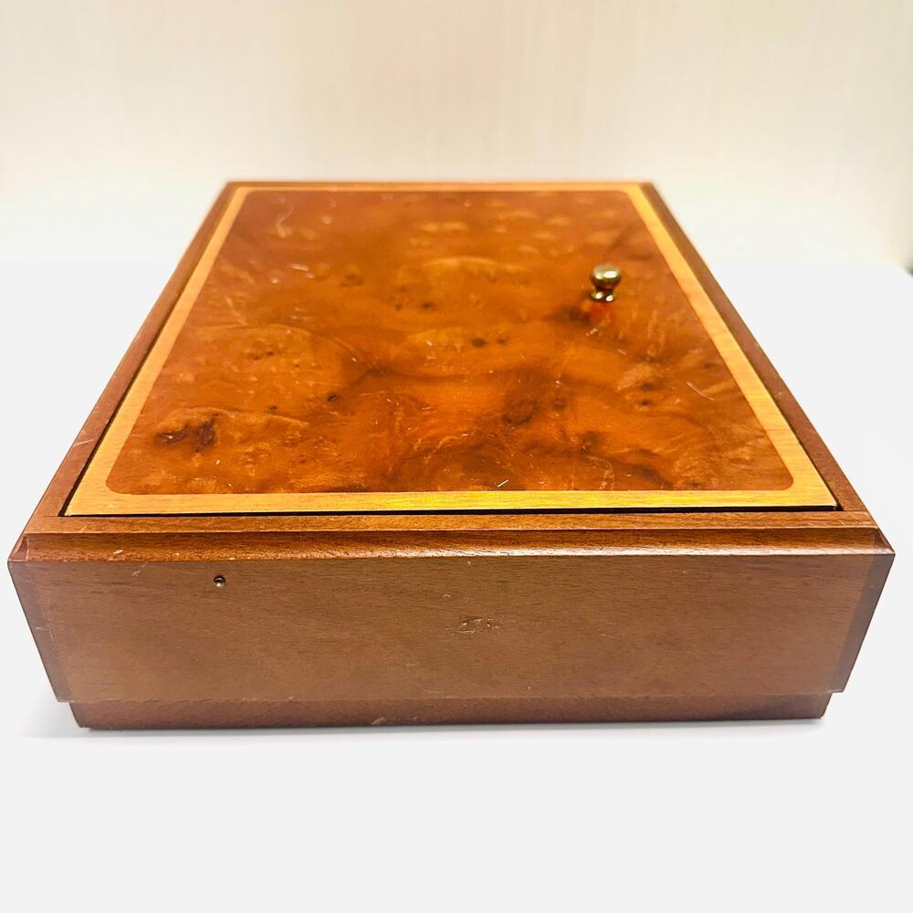 Vintage Wood Game Box Storage Organizer - Picture 3 of 13